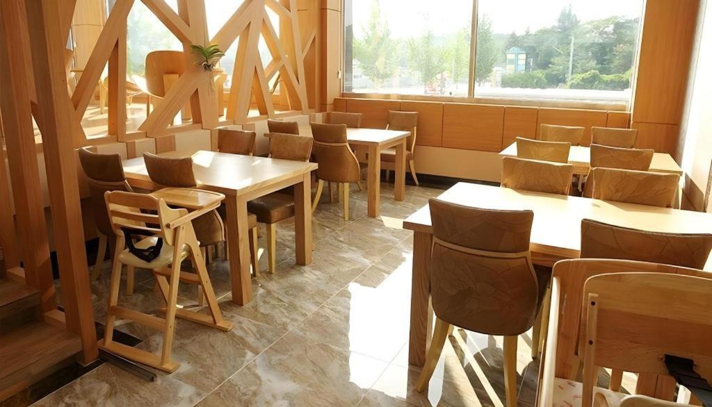 Arisu Gyeongju Hotel מראה חיצוני תמונה