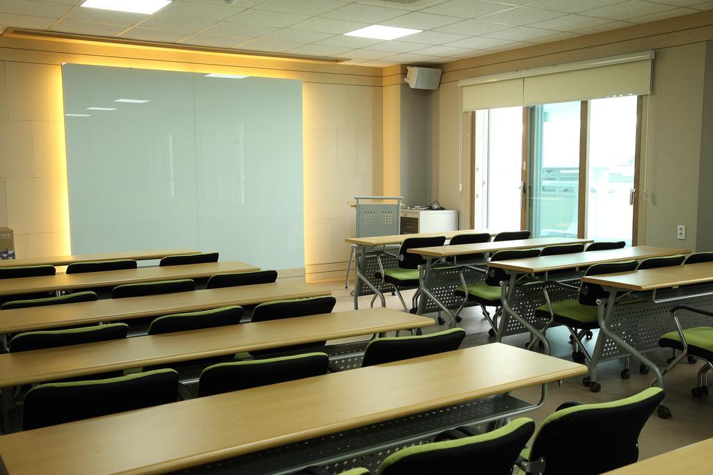 Arisu Gyeongju Hotel מראה חיצוני תמונה