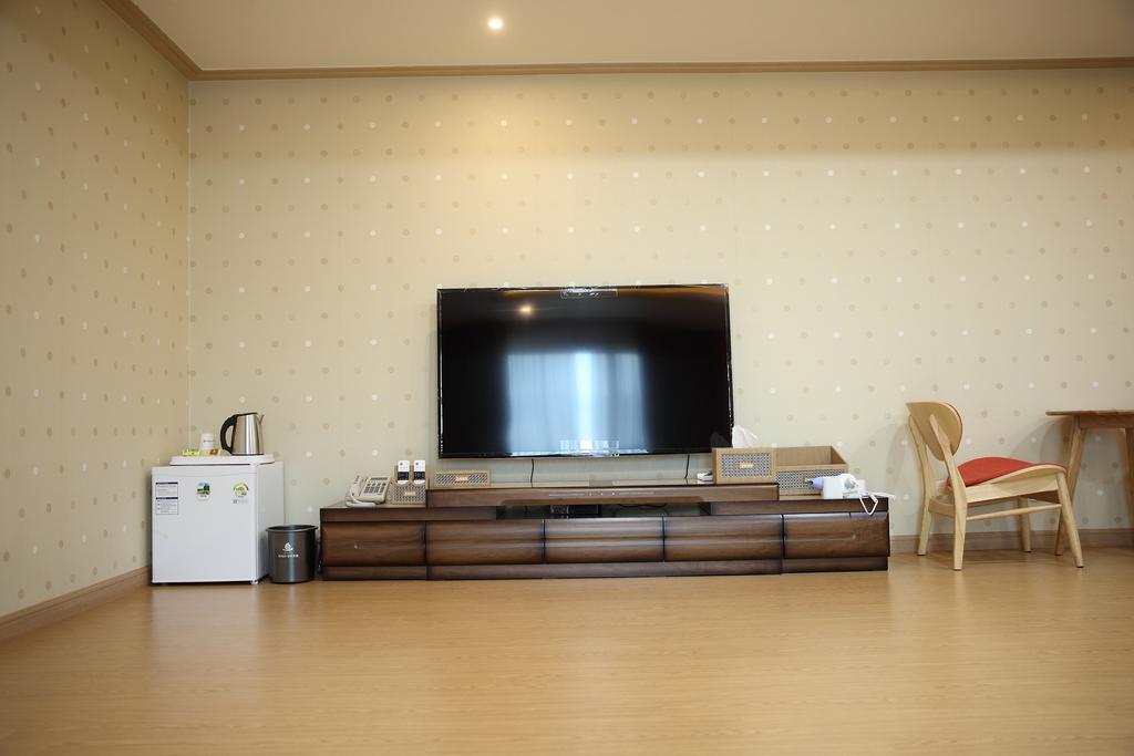 Arisu Gyeongju Hotel מראה חיצוני תמונה